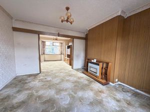 Lounge- click for photo gallery